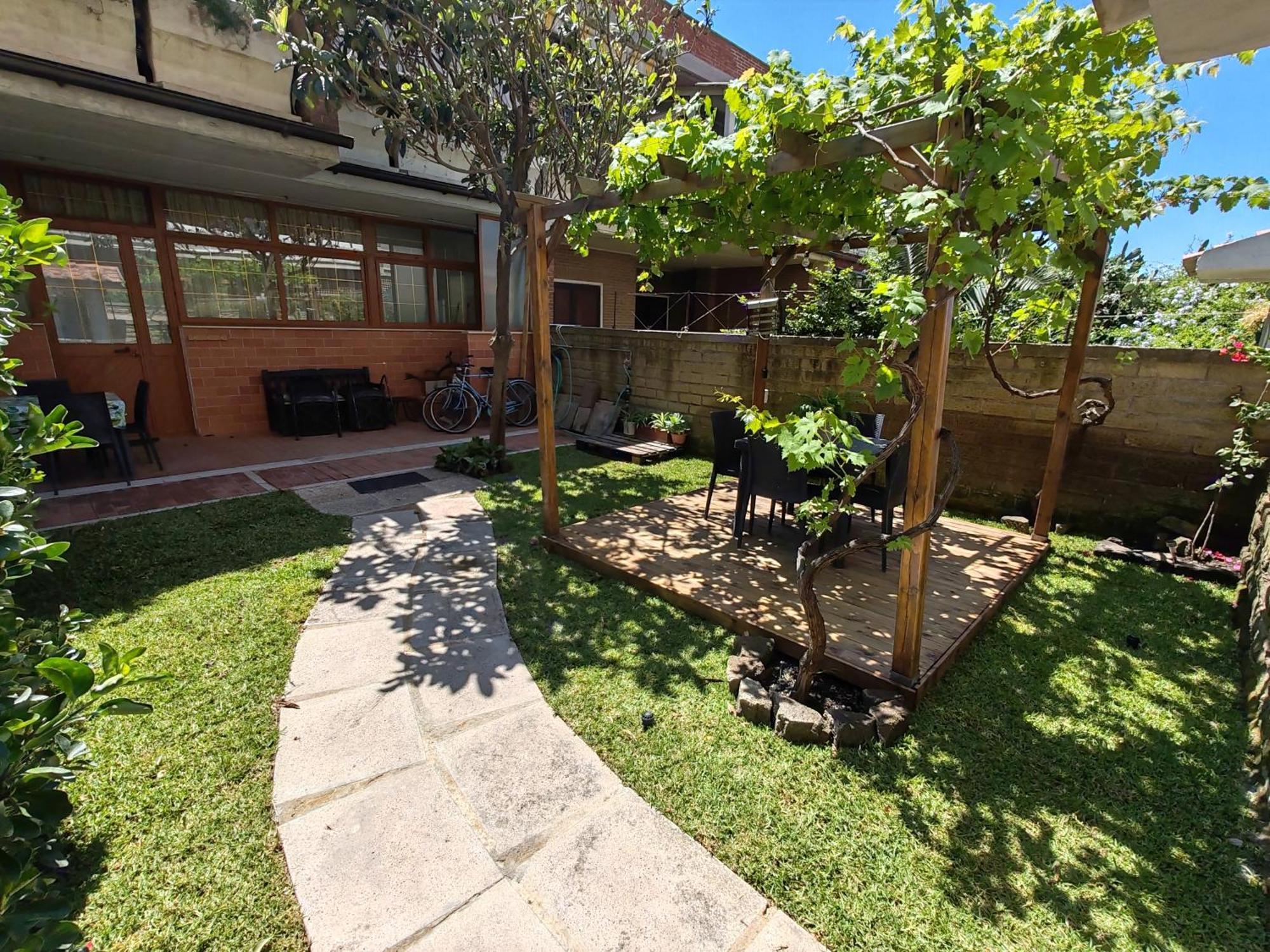 Ostia Home Kültér fotó